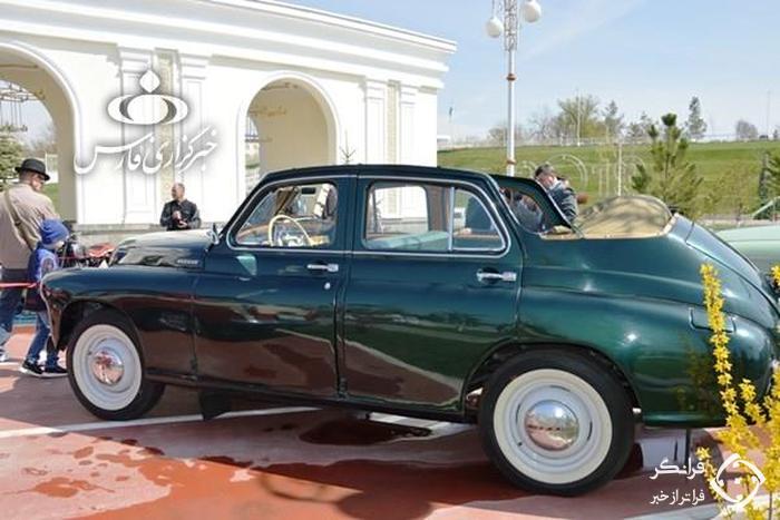 نمایشگاه خودروهای قدیمی و کلاسیک در تاشکند+ تصاویر