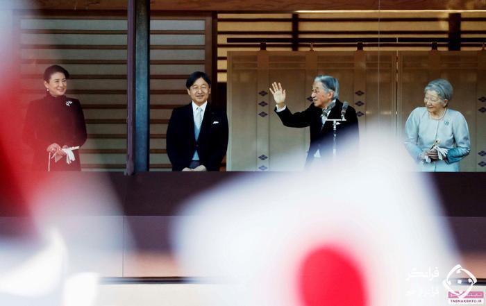 امپراتور جدید ژاپن، زندگی پُر از سنّت شکنی
